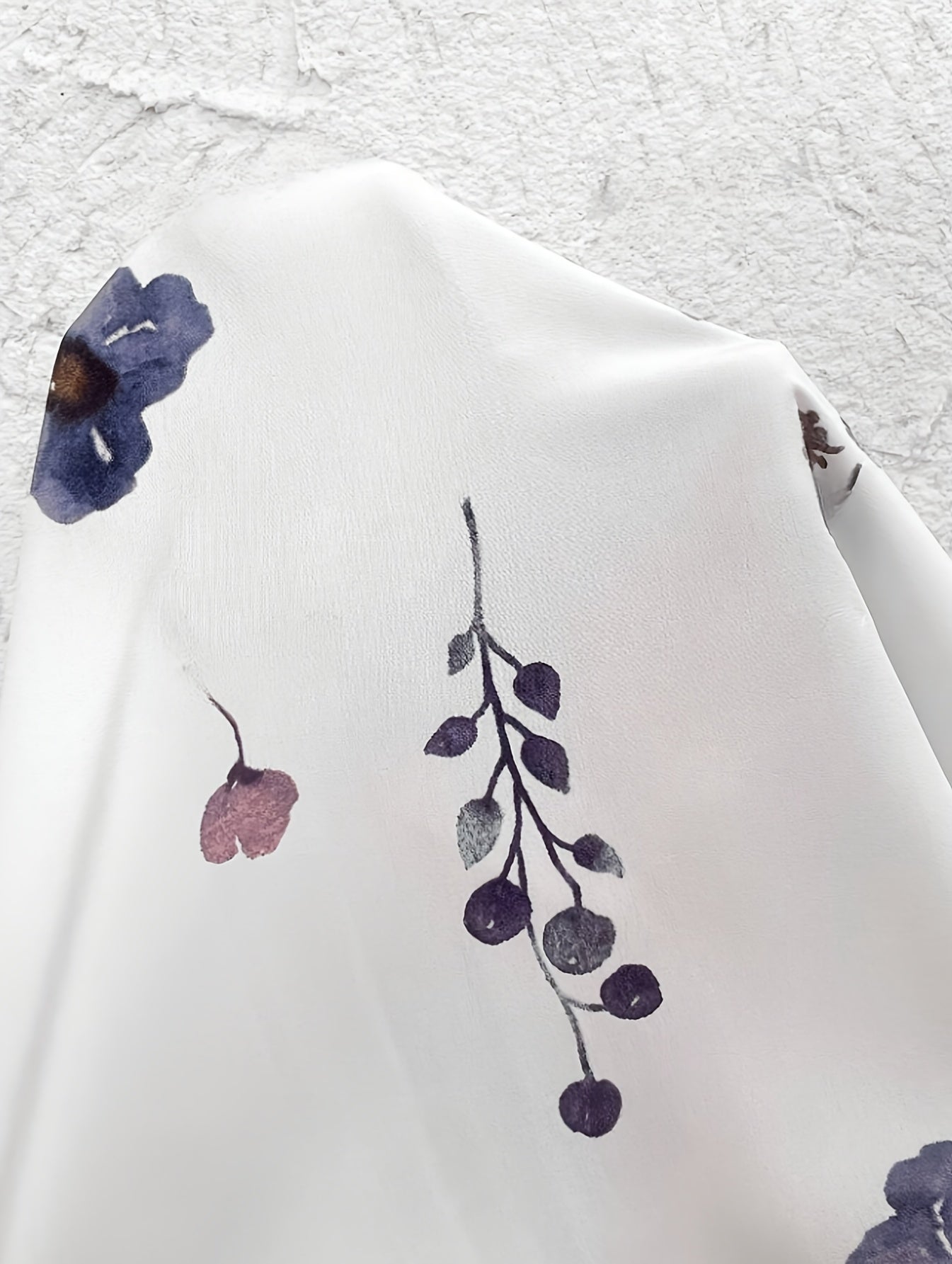 Mayke™ | Elegantti Kukkamekko