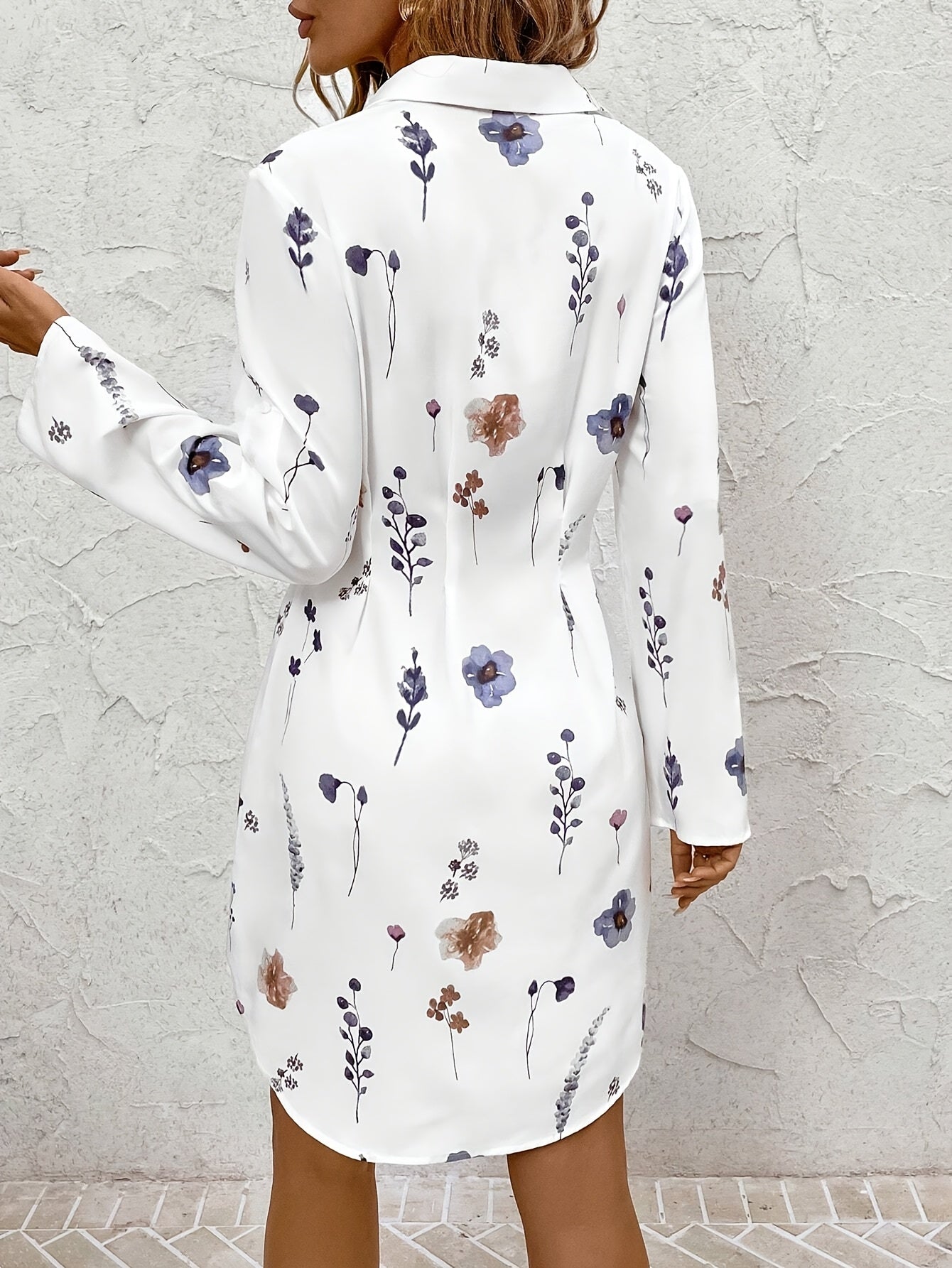Mayke™ | Elegantti Kukkamekko
